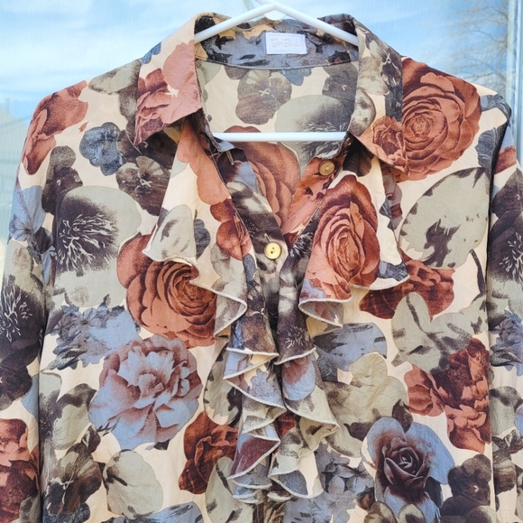 SOLD - Picture 2 of 4